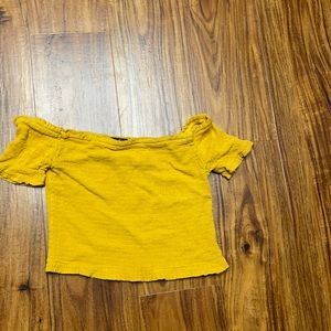 crop off the shoulder